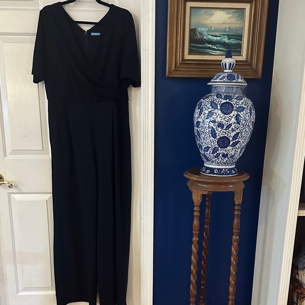 Women’s J. McLaughlin Nicole V Neck Jumpsuit Navy Blue Size Large